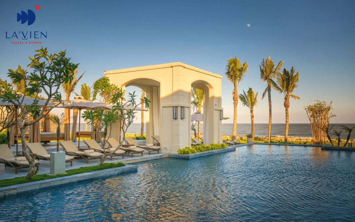 Bể bơi resort FLC Sầm Sơn